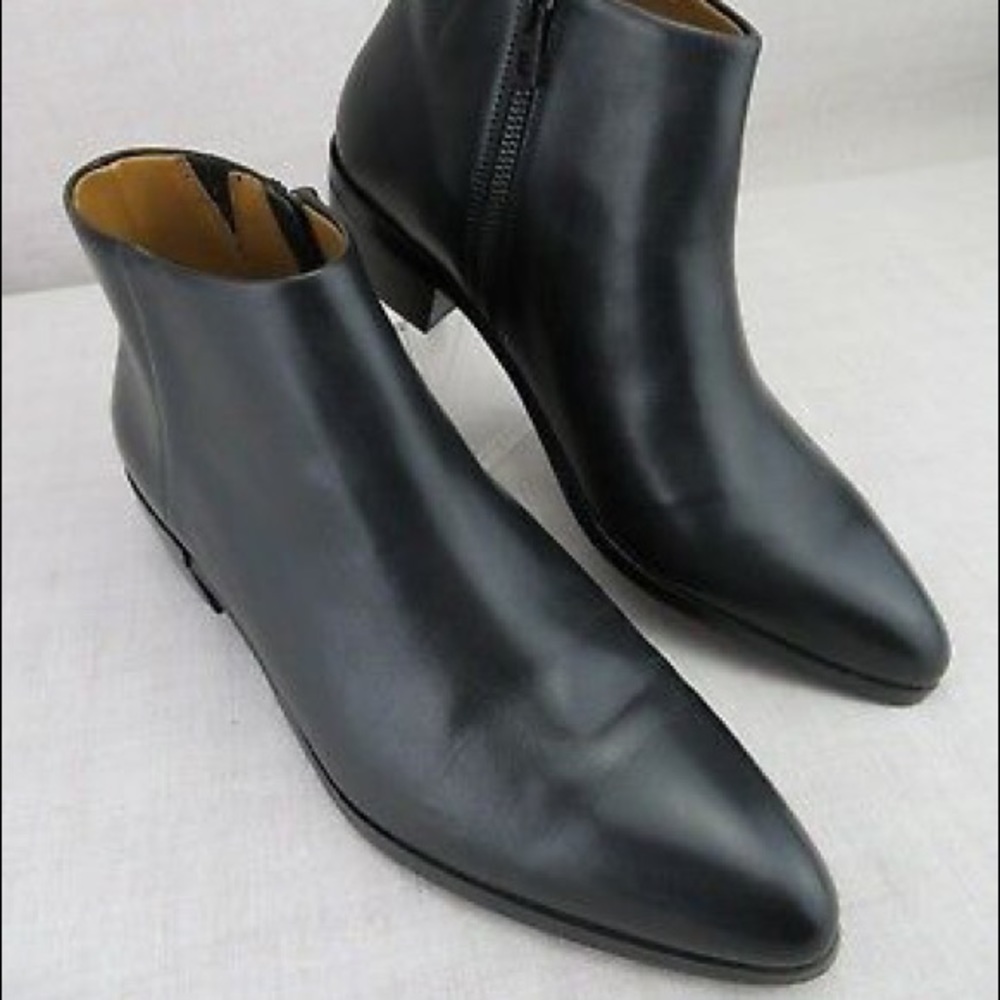 Coach Vegan Leather Montana Boot in size 8 black